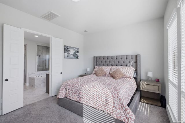 707 Quemada, San Antonio, TX 78245