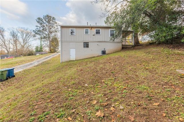 3597 Fairlane NW Drive, Atlanta, GA 30331