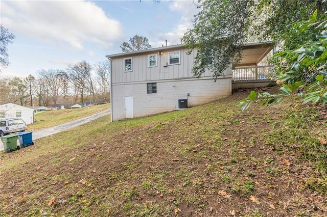 3597 Fairlane NW Drive, Atlanta, GA 30331