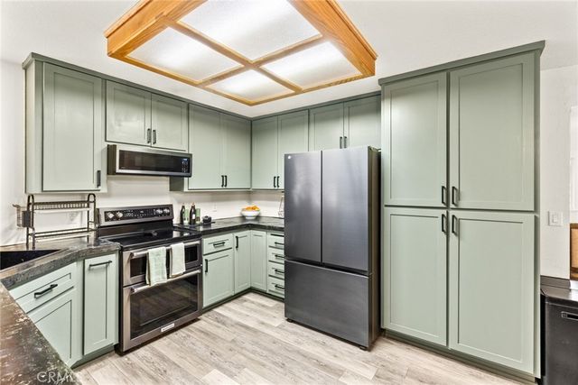 14366 Carnegie, Magalia, CA 95954