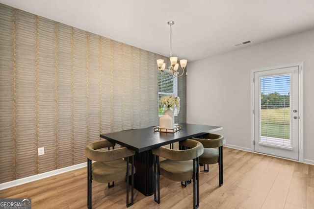 1281 Meadowbrook Drive, Jonesboro, GA 30238