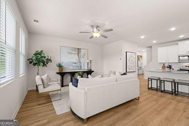 1281 Meadowbrook Drive, Jonesboro, GA 30238