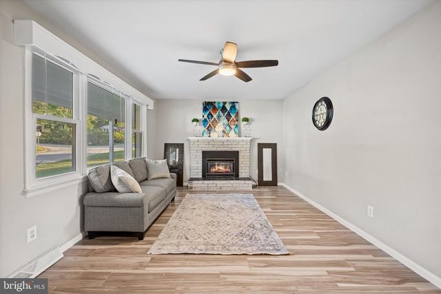 9109 PINEHURST DR, Fort Washington, MD 20744