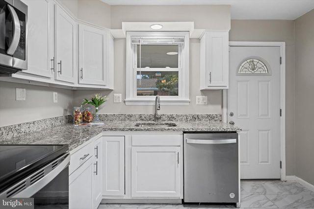 9109 PINEHURST DR, Fort Washington, MD 20744