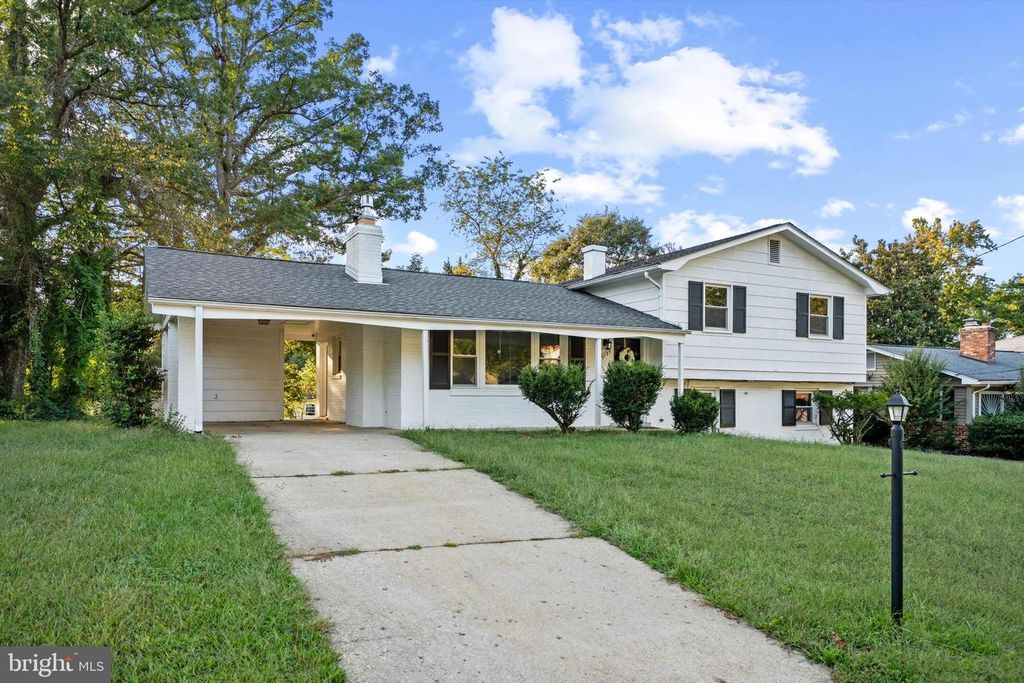 9109 PINEHURST DR, Fort Washington, MD 20744