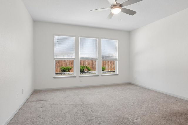 5616 Monrovia LN, Pflugerville, TX 78660