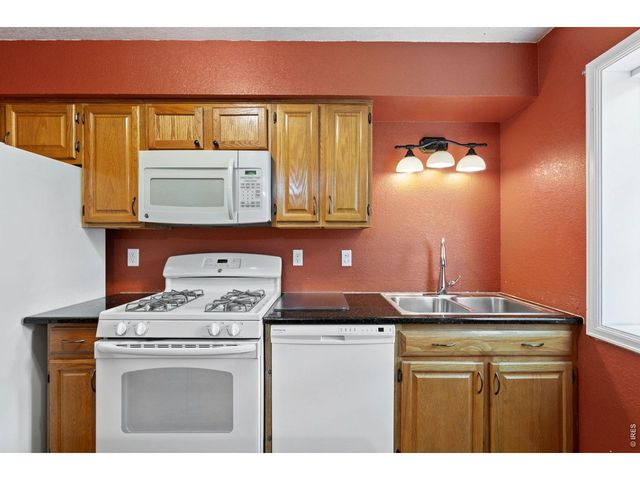 2243 Emery St D, Longmont, CO 80501