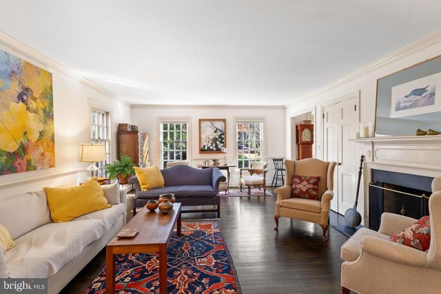 124 LAKE DR, Williamsburg, VA 23185