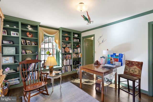 124 LAKE DR, Williamsburg, VA 23185