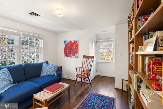 124 LAKE DR, Williamsburg, VA 23185