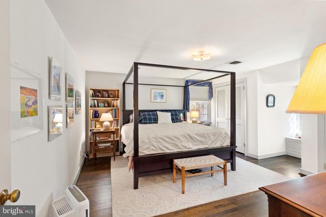 124 LAKE DR, Williamsburg, VA 23185