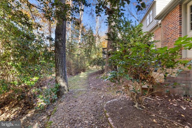 124 LAKE DR, Williamsburg, VA 23185