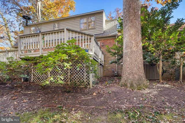 124 LAKE DR, Williamsburg, VA 23185