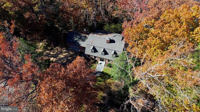 124 LAKE DR, Williamsburg, VA 23185