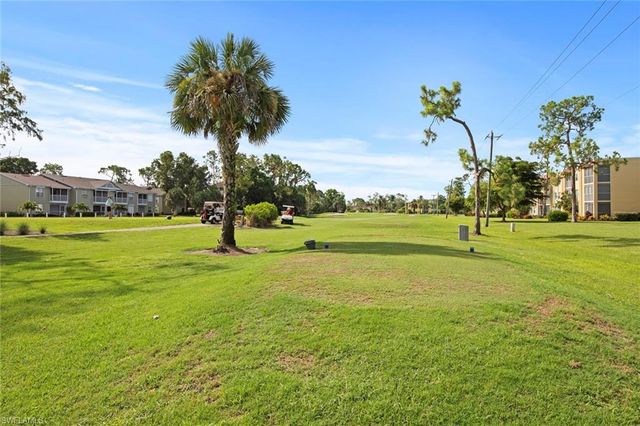 1085 Forest Lakes DR 8305, Naples, FL 34105