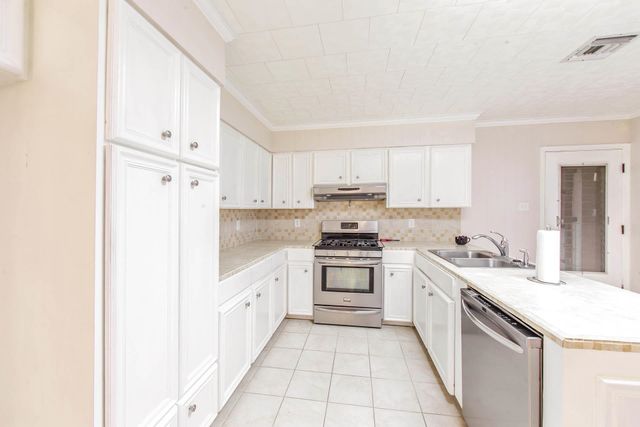 143 Josephine St, Larose, LA 70373