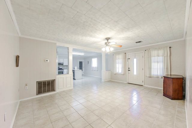 143 Josephine St, Larose, LA 70373