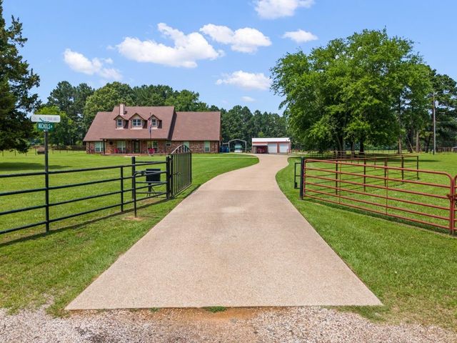 2901 County Road 186 E, Kilgore, TX 75662