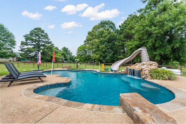 2901 County Road 186 E, Kilgore, TX 75662