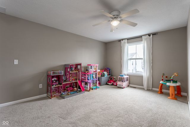 5767 Bluff View Lane, Whitestown, IN 46075