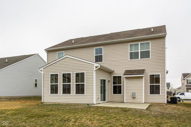 5767 Bluff View Lane, Whitestown, IN 46075