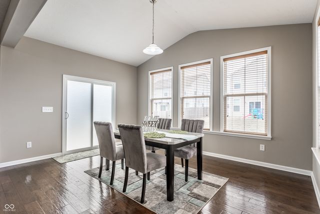 5767 Bluff View Lane, Whitestown, IN 46075