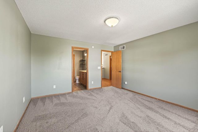 18851 Inca Avenue, Lakeville, MN 55044