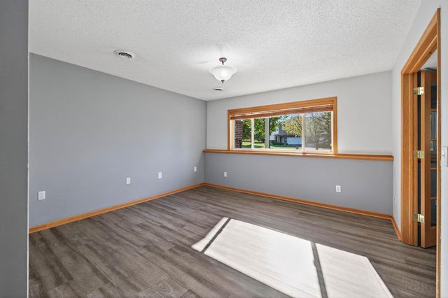 18851 Inca Avenue, Lakeville, MN 55044