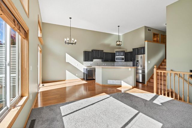 18851 Inca Avenue, Lakeville, MN 55044