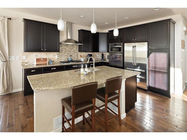 2553 S Kendrick Ct, Lakewood, CO 80228