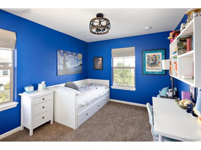 2553 S Kendrick Ct, Lakewood, CO 80228
