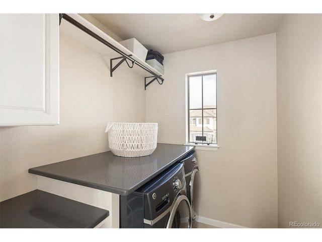 2553 S Kendrick Ct, Lakewood, CO 80228