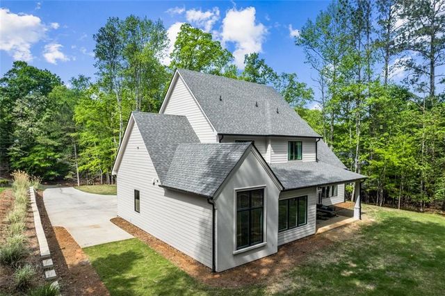 79 HUNTERS Way, Hoschton, GA 30548