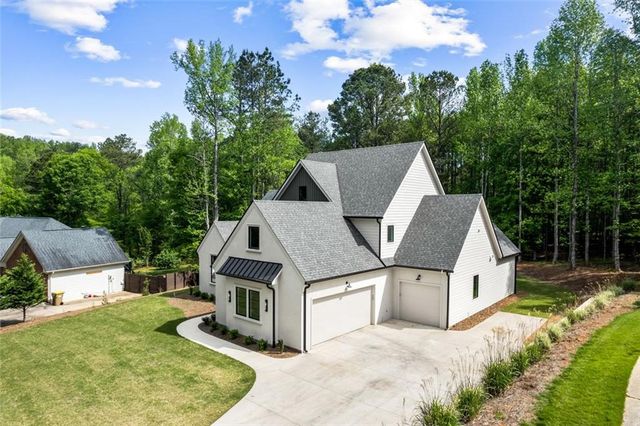 79 HUNTERS Way, Hoschton, GA 30548