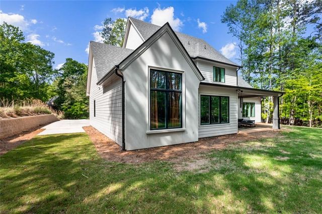 79 HUNTERS Way, Hoschton, GA 30548