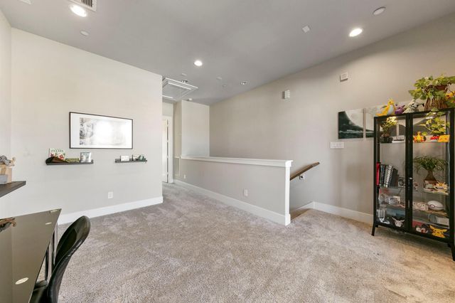 2412 Canal Street J, Houston, TX 77003