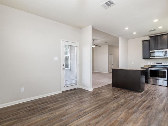 13712 Charles W Fairbanks CV, Manor, TX 78653