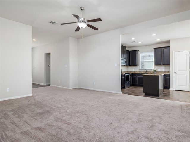 13712 Charles W Fairbanks CV, Manor, TX 78653