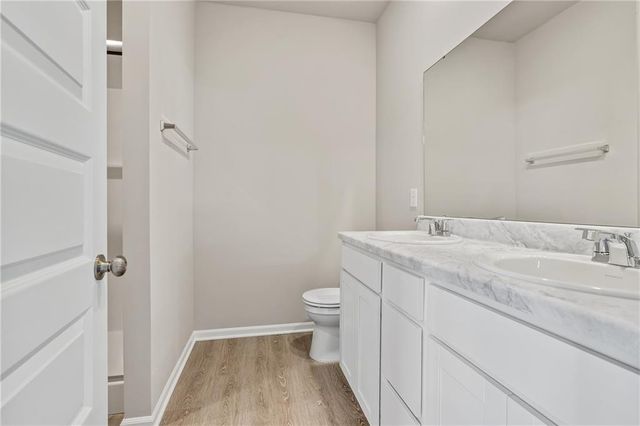 20246 W 195th Street, Spring Hill, KS 66083
