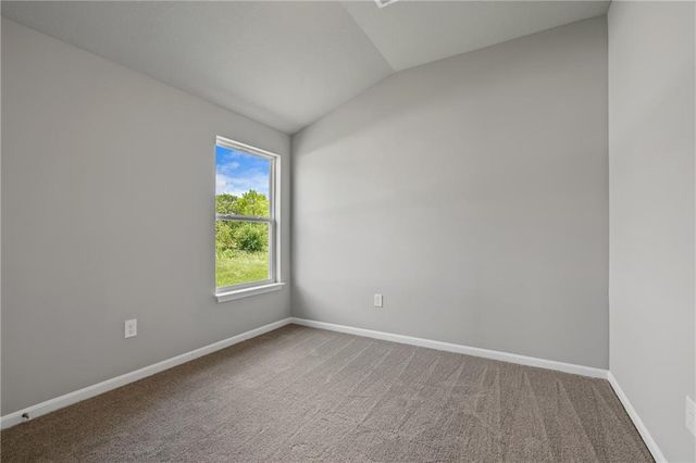 20246 W 195th Street, Spring Hill, KS 66083
