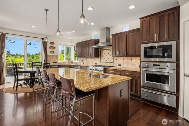 15016 97th Avenue NE, Bothell, WA 98011