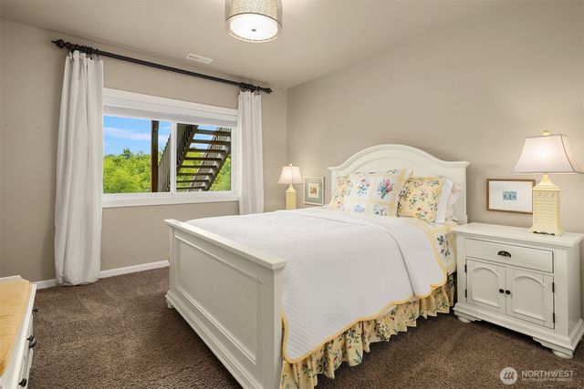 15016 97th Avenue NE, Bothell, WA 98011