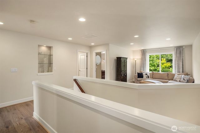 15016 97th Avenue NE, Bothell, WA 98011