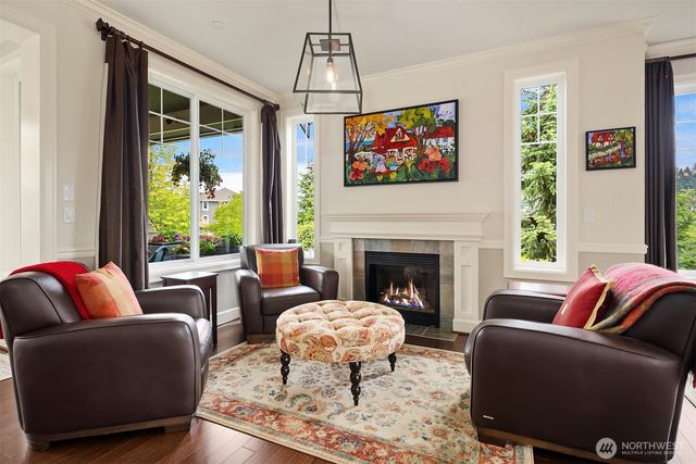 15016 97th Avenue NE, Bothell, WA 98011