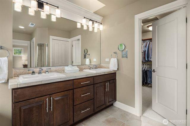 15016 97th Avenue NE, Bothell, WA 98011