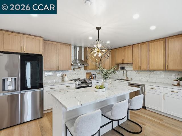 5363 Sonoma Dr, Pleasanton, CA 94566