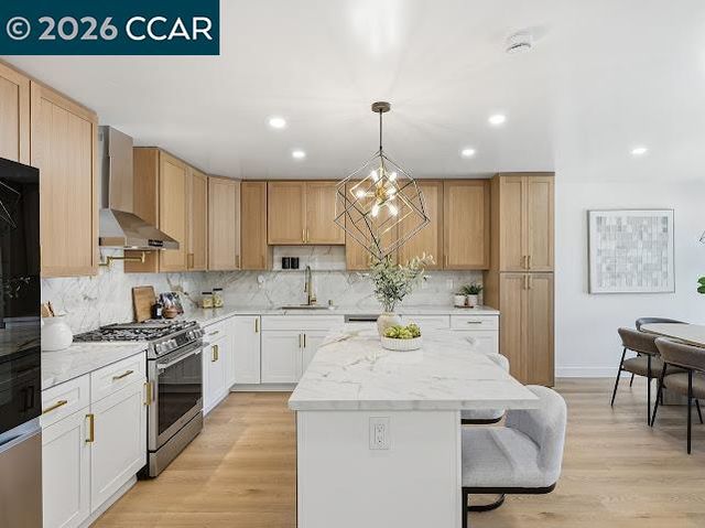 5363 Sonoma Dr, Pleasanton, CA 94566