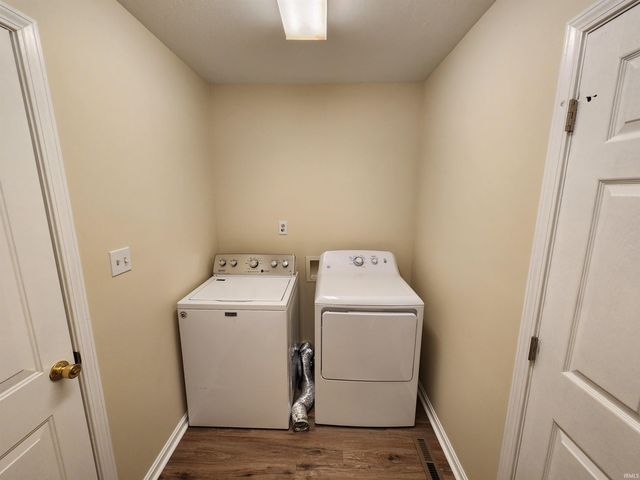 5155 Arches Drive, Newburgh, IN 47630
