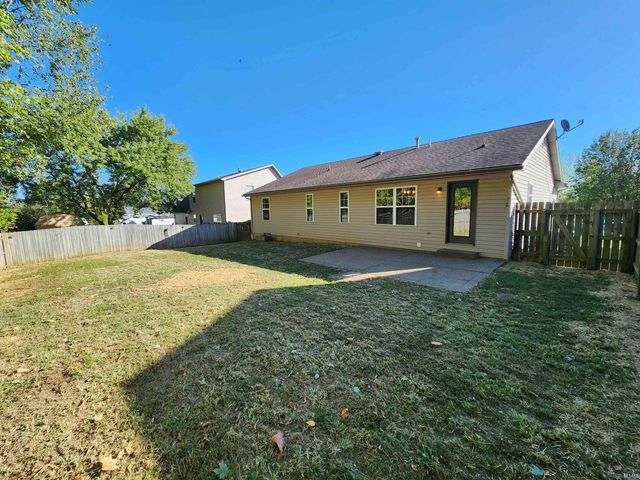 5155 Arches Drive, Newburgh, IN 47630