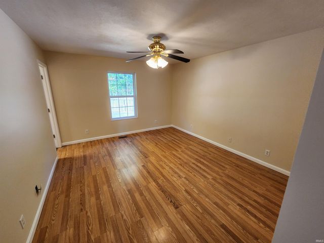 5155 Arches Drive, Newburgh, IN 47630